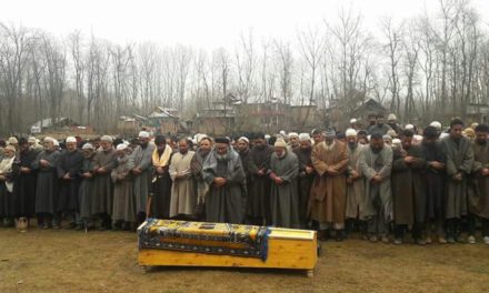 Thousands attend funeral procession of Jamati Islamiya Leader at Kulgam