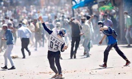 Clashes in Soura, School’s shut