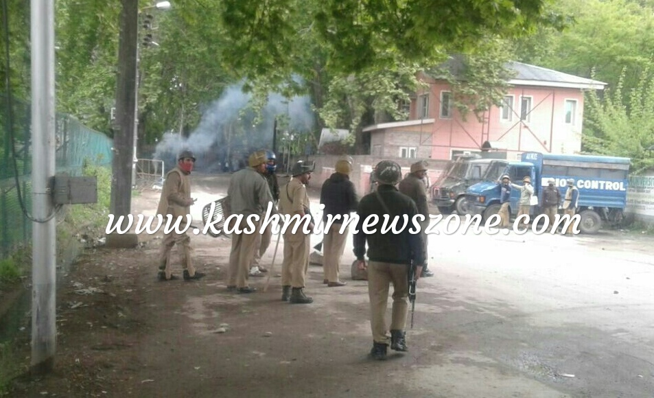 Clashes in Ganderbal after students protest against Kathua rape-and-murder