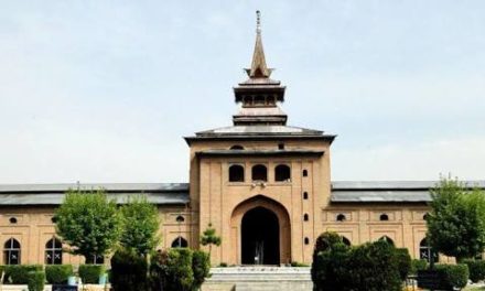 Friday prayers offered in Jamia Masjid in Srinagar after 2 weeks