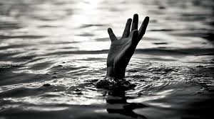 Female teacher drown at Nallah Sind Sonamarg