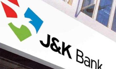 Unknown gunmen attempt to loot JK Bank Kulgam, two persons injured