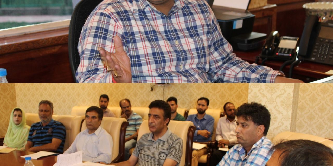 DDC Ganderbal reviews progress of ongoing road projects