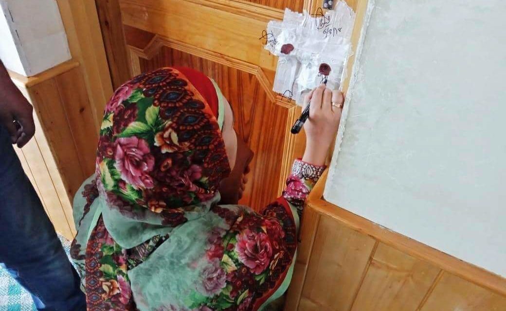 DHSK seals illegally running clinic at Khanmoh, Srinagar