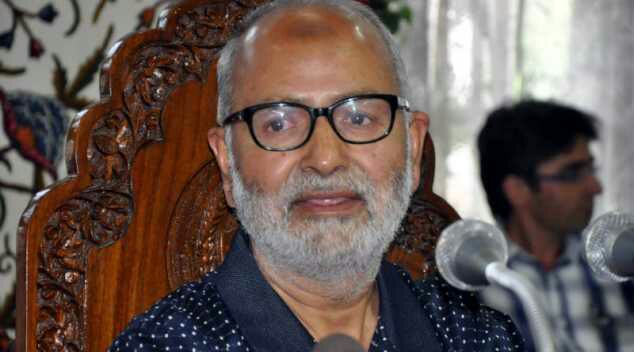 Naeem Akhar sends legal notice to Abid Ansari for issuing malicious statements