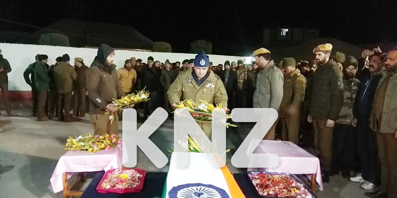 Wreath laying ceremony for slain policeman held at DPL Ganderbal