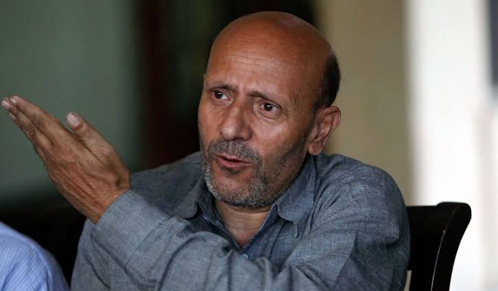 Er. Rasheed calls governor on phone over his offer to Huriyat