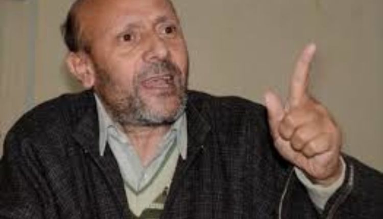 AIP To Receive Prime Minister With Black Flags