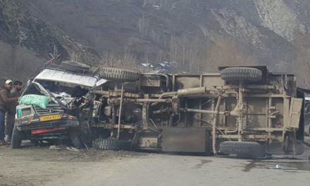 Four CRPF men, five civilians Injured in road mishap in Baramulla