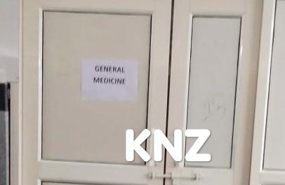 Doctors come at will in District hospital Ganderbal ,patients suffer