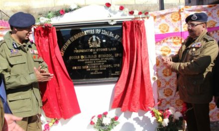 DGP visits Kistwar, Dachan, Marwah;Interacts with District, Army & Paramilitary officers; lays foundation stone of Police establishment;DGP meets citizens, civil society members, thanks them for cooperation in maintenance of communal harmony   Jammu, 26 February: Close coordinat