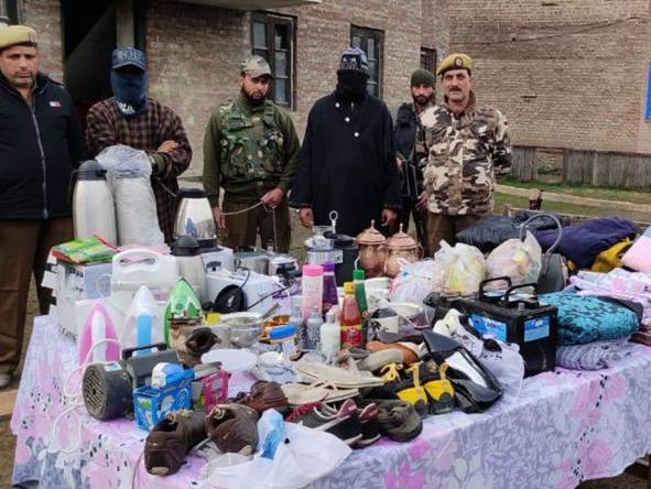 Sopore Police solves burglary case, accused persons arrested