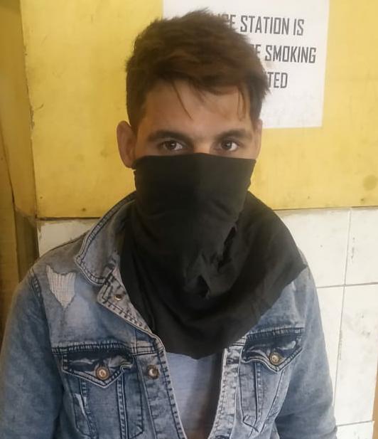 Srinagar police arrests wanted stone pelter