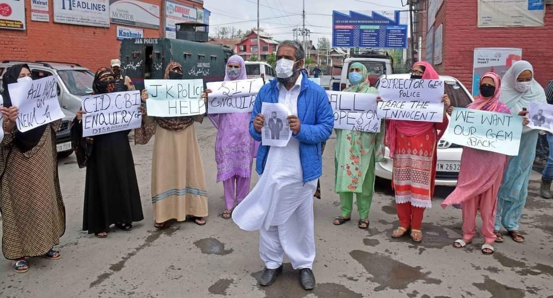 Missing of Scholar: Family demands CBI probe