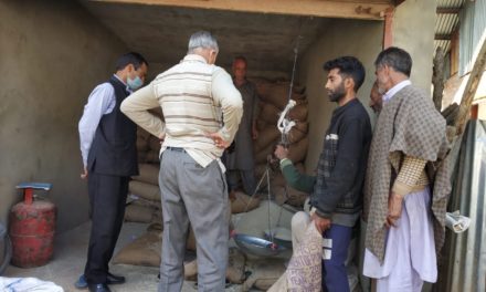 Bandipora : 16 traders booked, Rs 11200 realized as fine