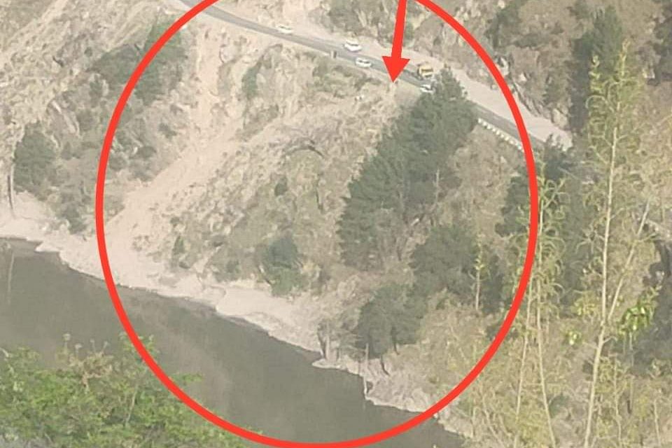 Two dead, one missing in car accident in Doda