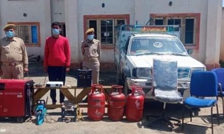 Kulgam Police arrests a notorious Burglar; Stolen property worth lakhs recovered