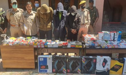 Ganderbal Police arrested 3 burglars,stolen items worth lacs recovered