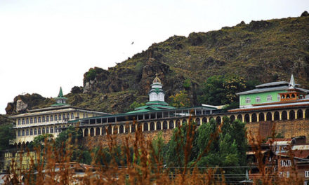 Imam and others test Covid positive: Makdhoom Sahab shrine yet to be sanitized