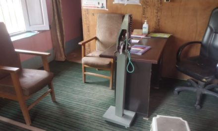 Sweeper & orderly runs hospital in Hajin village as doctors remain off duty