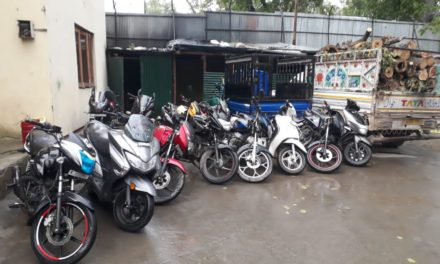 Covid-19: Police arrest 44 persons for violating Corono Curfew in Budgam;Also 35 vehicles, 12 shops sealed