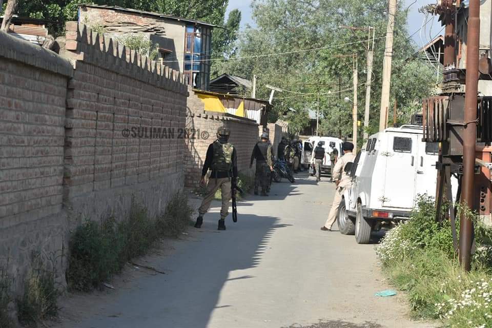 Parimpora gunfight: Asst Commander, SI among 3 CRPF personnel injured
