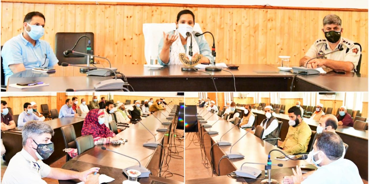 DC Ganderbal urges for strict adherence to Covid-19 SOPs at religious places, markets on Eid-ul-Adha