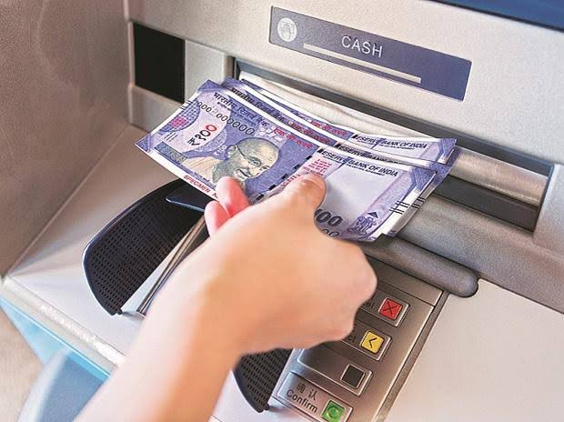 RBI to penalise banks for non-availability of cash in ATMs from Oct 1