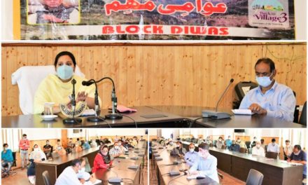 Weekly Block Diwas held in Ganderbal;DC listens to people’s grievances