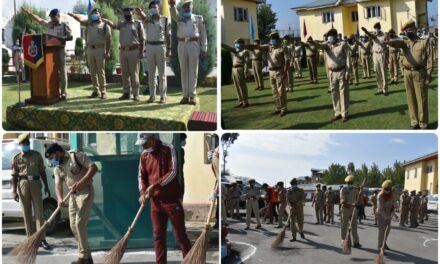 Ganderbal Police organized Swachhta Pledge and Swachhta Abhiyan in Ganderbal