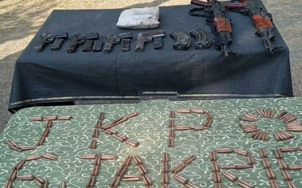 2 AK-47 Rifles, 4 Pistols Recovered; ‘OGW’ Apprehended in Kupwara