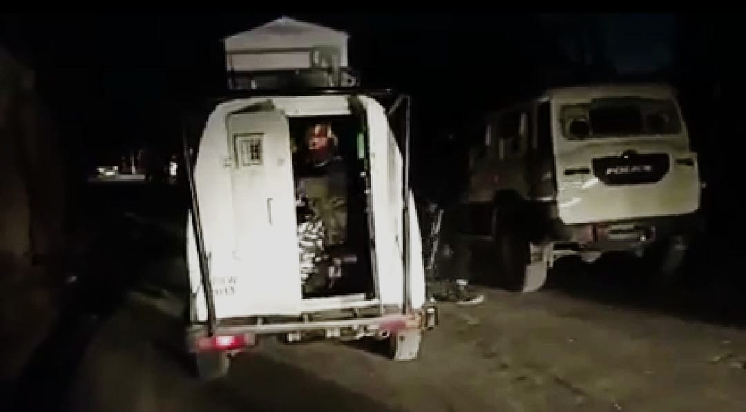 South Kashmir: Gunfight rages in Kulgam, Two militants trapped