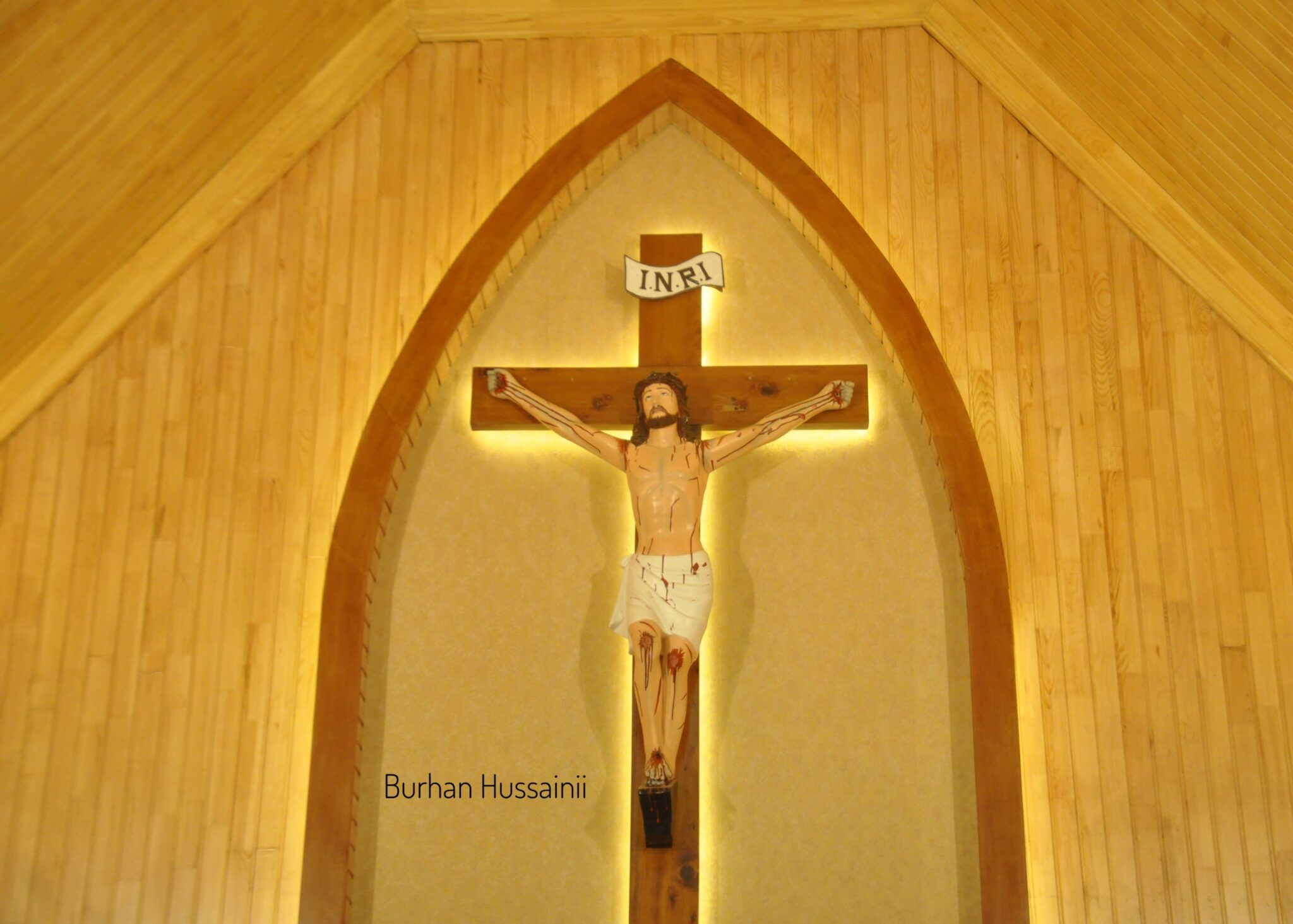 Christmas celebrated with religious fervor across Kashmir;Special prayers held, participants seek refuge from Covid-19 at churches