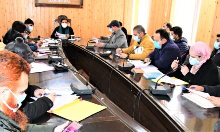DC Ganderbal reviews preparations for R-Day celebration