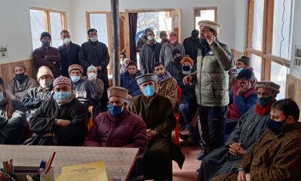 Police facilitates PCPG meeting in Ganderbal