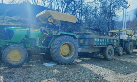 Crackdown on illegal mining,8 Vehicles seized in Ganderbal:DMO Er Zulfikar M Shafi