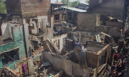 District Administration Srinagar reaches out to the fire victims of Noor Bagh, Rajouri Kadal