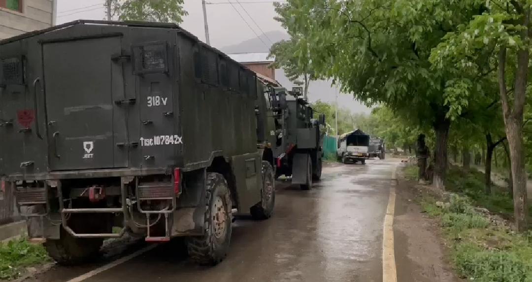 LeT Militant Killed In Baramulla, Operation in Progress, Three more trapped: Police