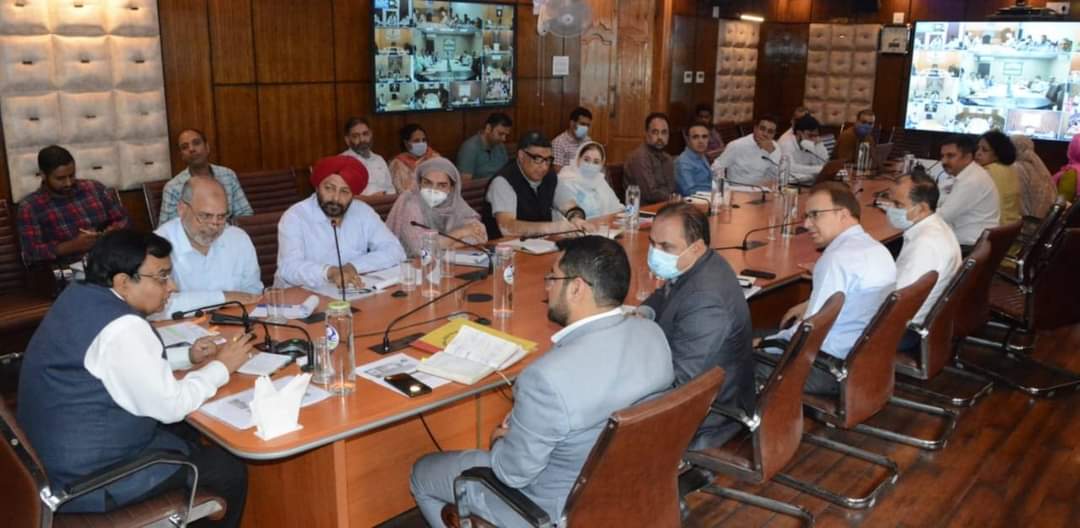 Dwivedi reviews arrangements for celebration of 8th International Day of Yoga across J&K