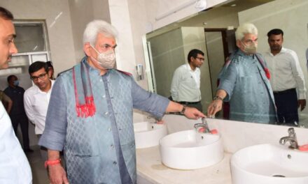 Lt Governor visits Bhagwati Nagar Yatri Niwas, reviews arrangements for Shri Amarnath Ji Yatra pilgrims