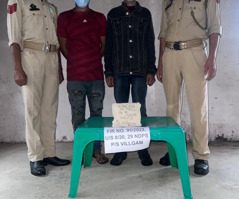 Police arrests 02 drug peddlers in Handwara, contraband substance recovered