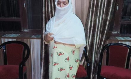 Sopore police arrested lady drug peddler/supplier and recovered Contraband substances and cash.