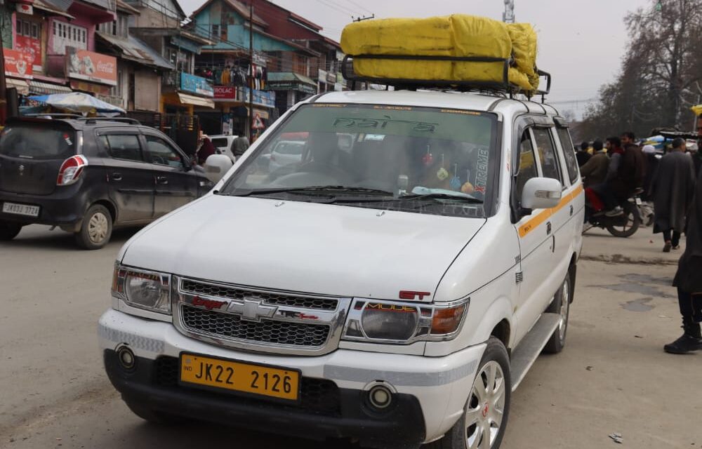 15 stranded vehicles with 30 passengers rescued on Mughal Road: Army
