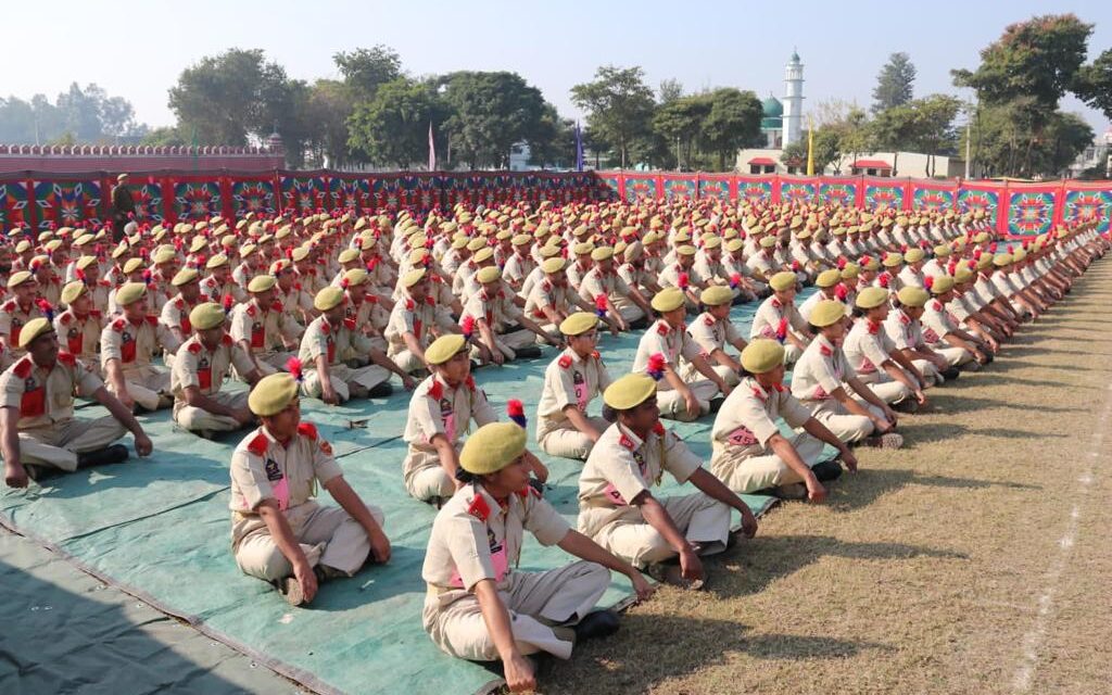 DGP J&K visits PTS Kathua; addresses trainees;Says with committed efforts of J&K Police, CAPFs & cooperation of people much better security situation in J&K