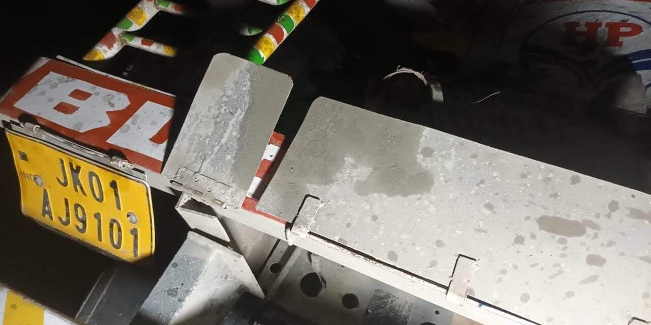 Driver Dies After Oil Tanker Falls into Gorge in Ramban