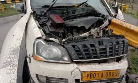 Driver among two injured in Baramulla road accident