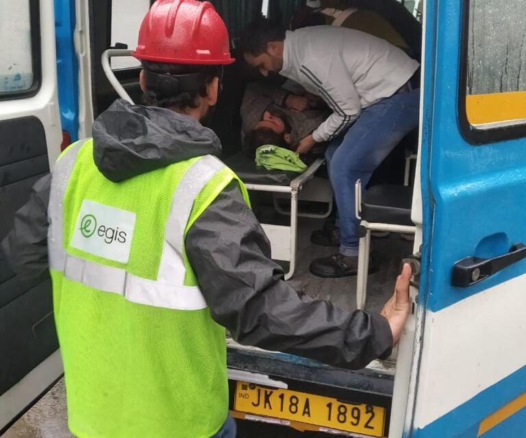 Two injured in road accident in Navyuga tunnel;Both shifted to GMC Anantnag