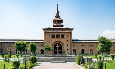 Eid Prayers to Be Held in Jamia Masjid Instead of Eidgah Due to Inclement Weather, Warterlogging: Anjuman Auqaf