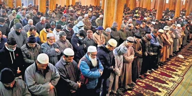 Auqaf Jamia announces Prayer timing