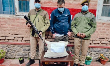 Ganderbal Police Arrested notorious drug peddler